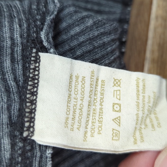 We The Free Oceanview Oversized Thermal V-Neck Bohemian Top - Picture 7 of 9